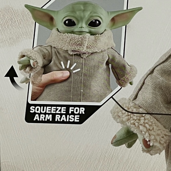 Star Wars Mandalorian - Squeeze and Blink Grogu !!😍 - Picture 6 of 7